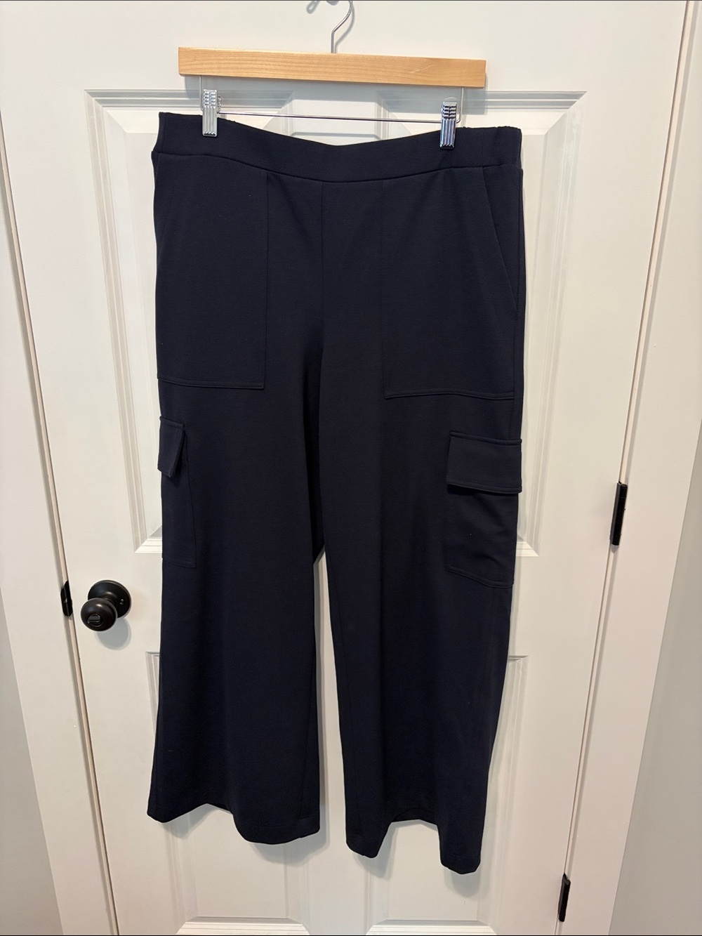 Wide-Leg Dressy Cargo Pants in Navy